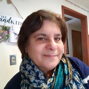 Meet your Posher, Rosalia